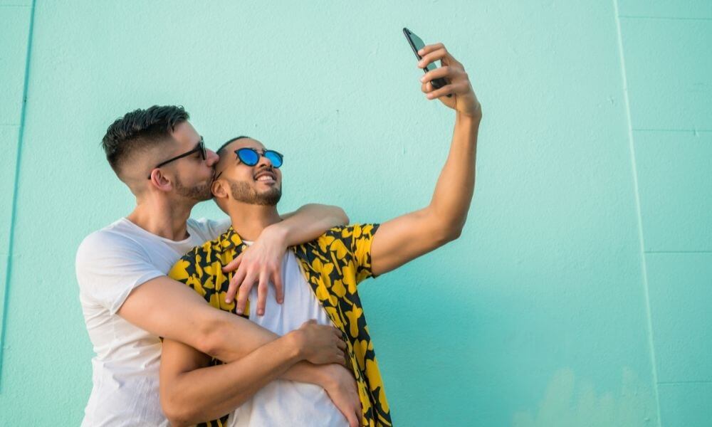 This is how you can become successful in gay online dating